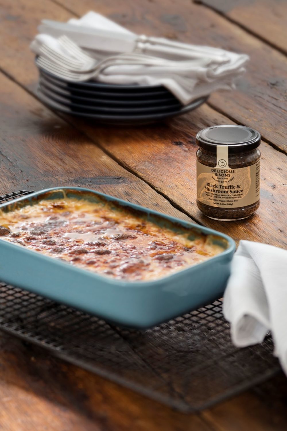 Black truffle sauce Delicious & Sons