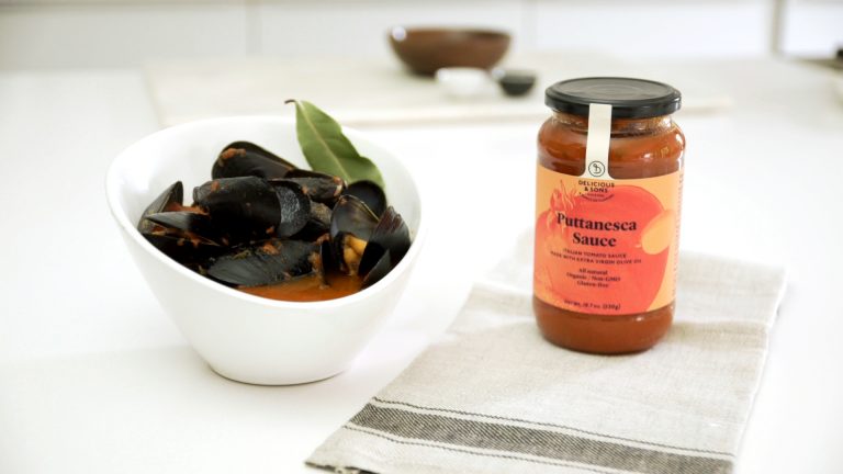 Private: Mussels spicy tomato sauce — Delicious & Sons