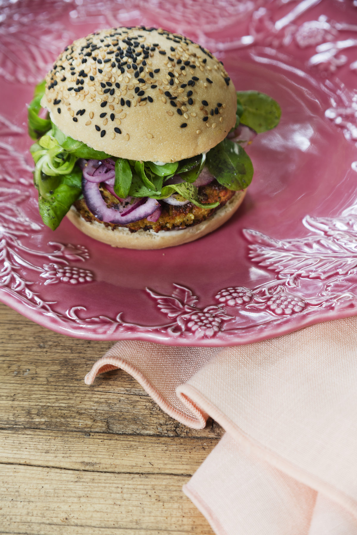 Lentil Burger with Aioli of Basil & Lemon by Sergi Ferrer