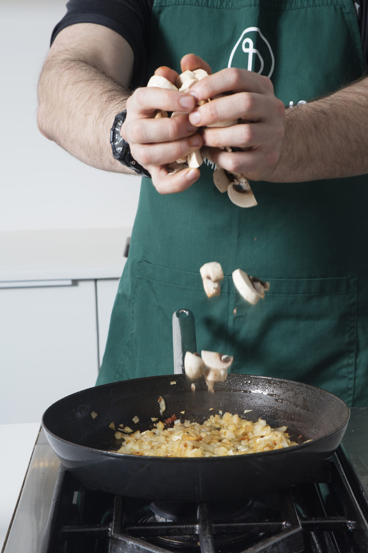 Chicken with Porcini Mushroom Spread and Mushrooms by Alberto Rey — Delicious & Sons