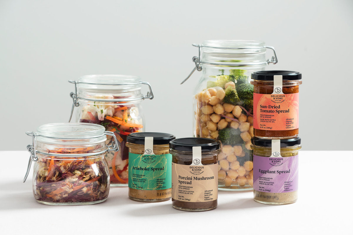 Cabbage Salad with Tomato Spread by Mónica Navarro