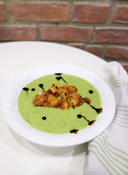 Split-Pea-Soup-Croutons