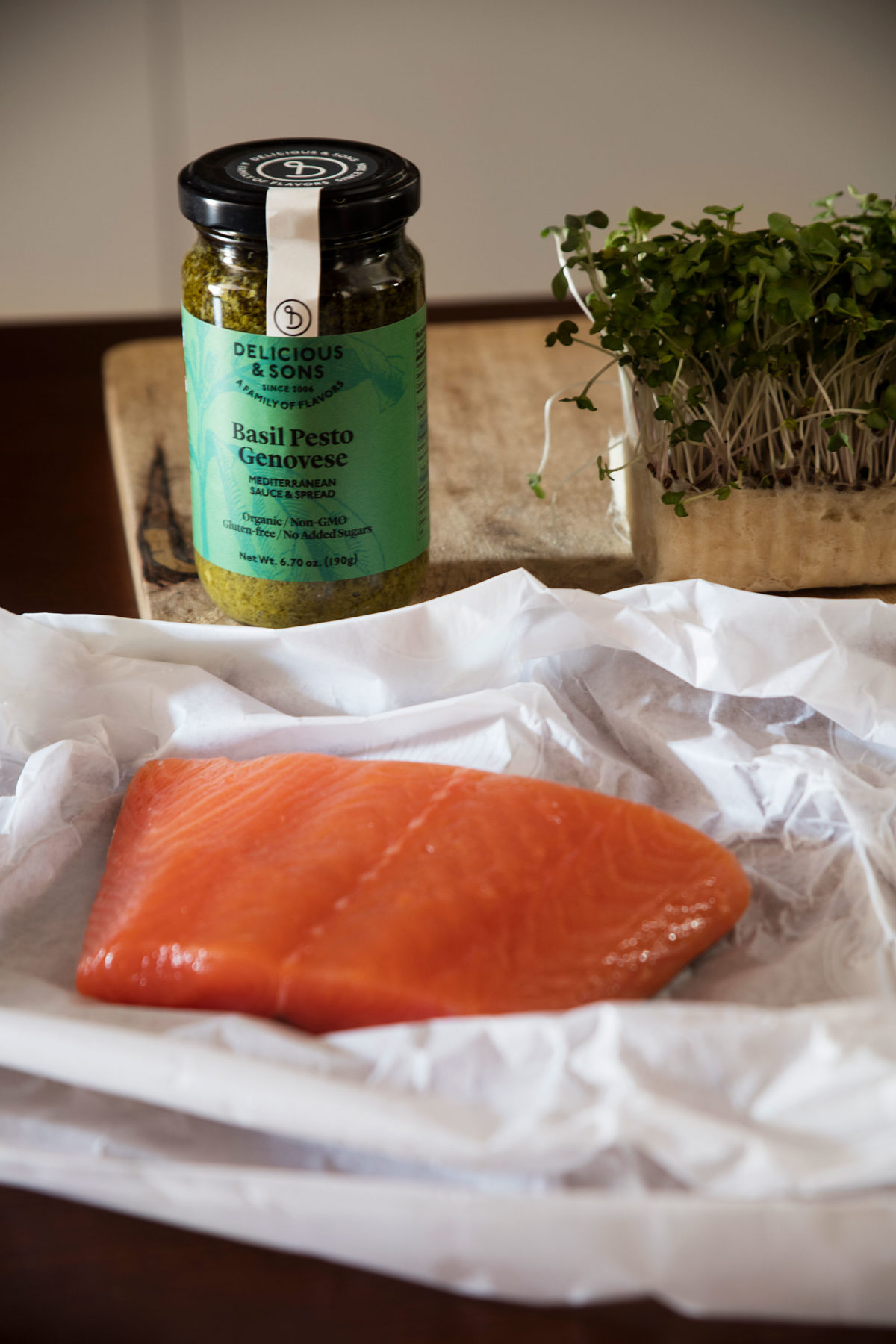 Smoked Salmon Pesto Salad by Isabel Tutusaus — Delicious & Sons