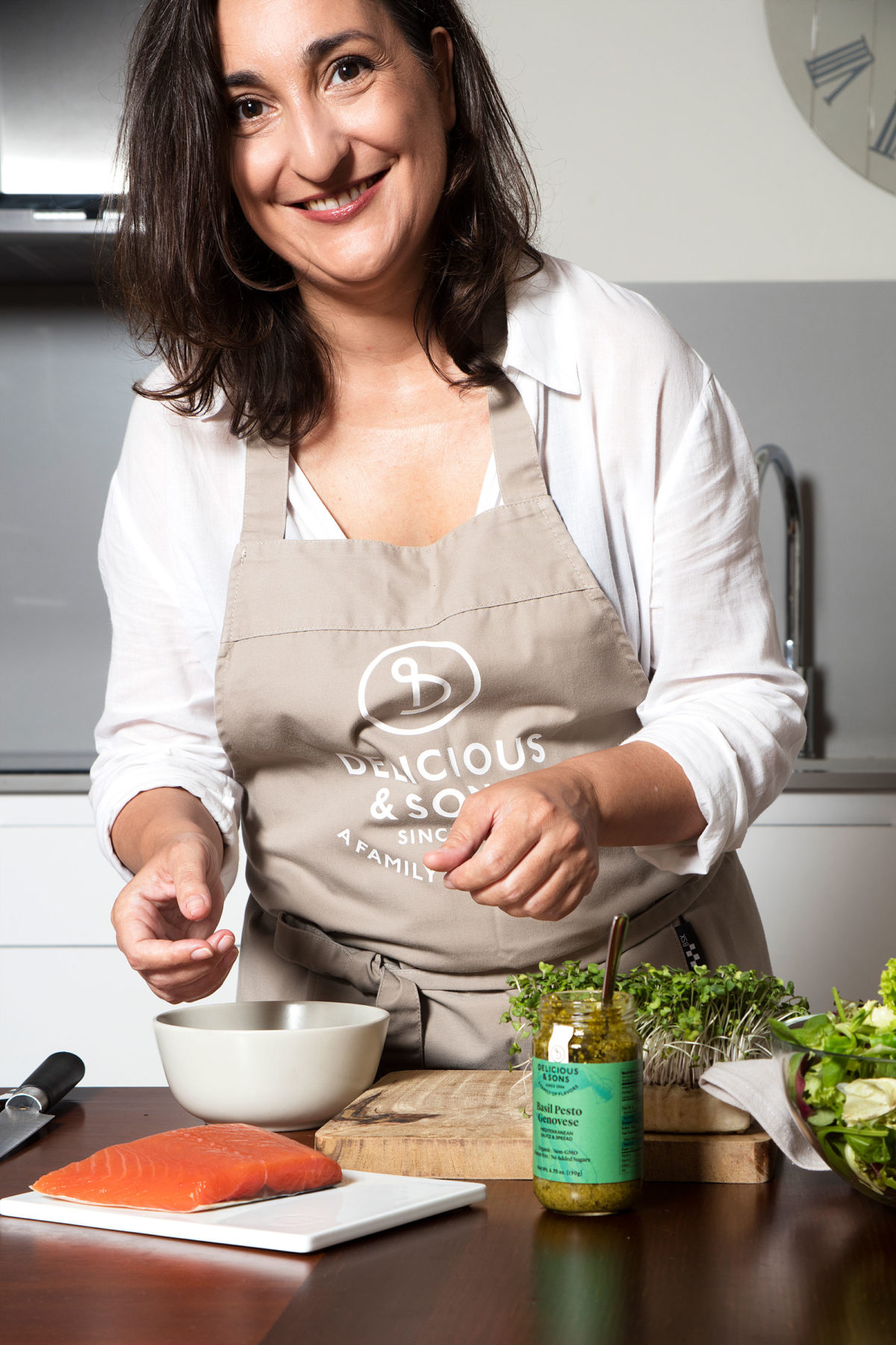 Smoked Salmon Pesto Salad by Isabel Tutusaus — Delicious & Sons