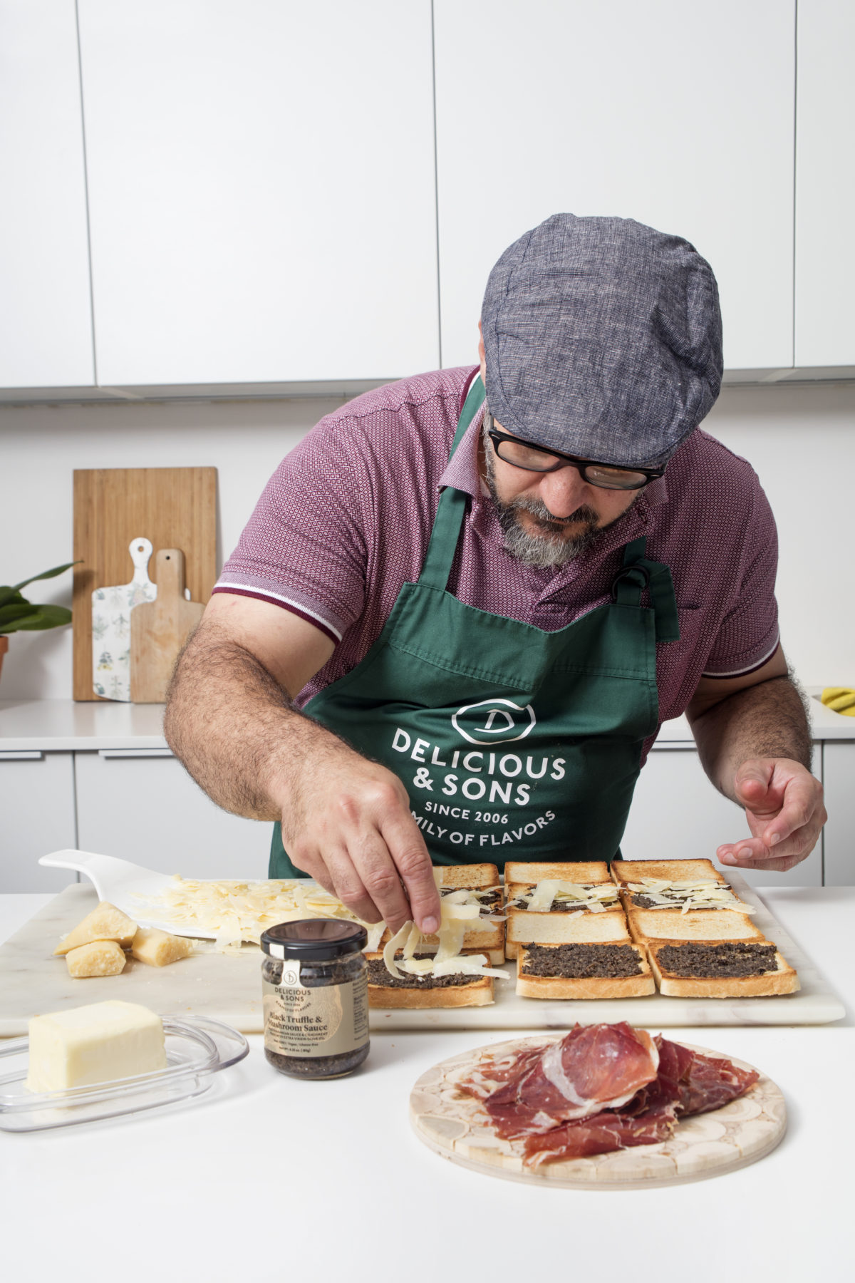 Grilled Sandwich with Truffle Sauce by Dani Guerrero — Delicious & Sons
