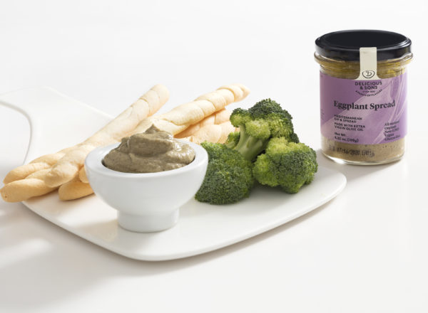 Eggplant-Dip-Crudité-Breadsticks-Monica-Navarro