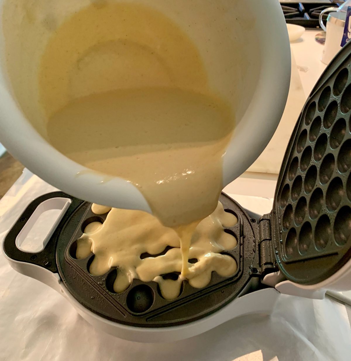 Bubble Waffle Sin Gluten con Paté Dulce de Aceitunas — Delicious & Sons