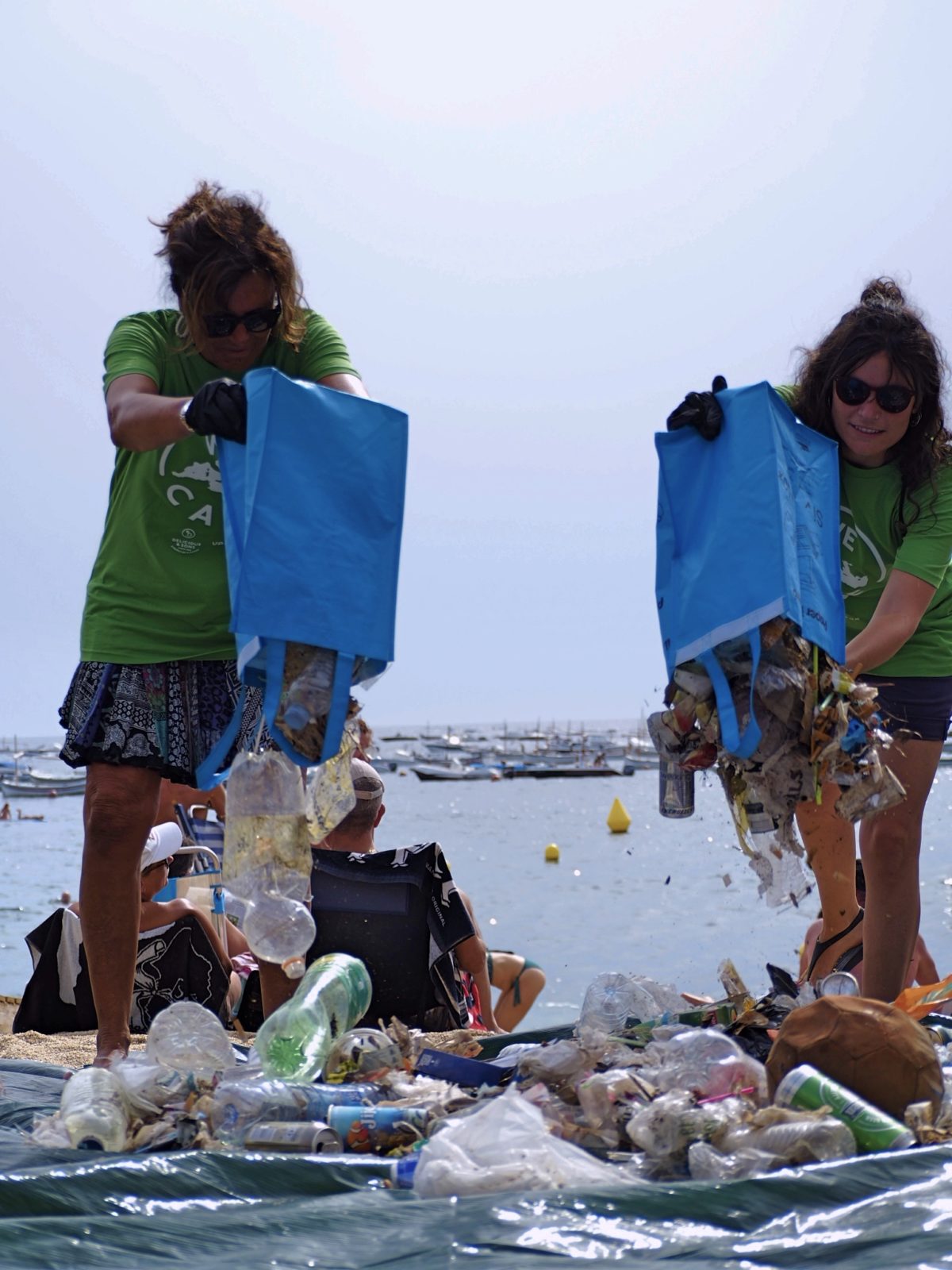 The Mediterranean Thanks 131 Volunteers and 82 lbs. of Garbage — Delicious & Sons