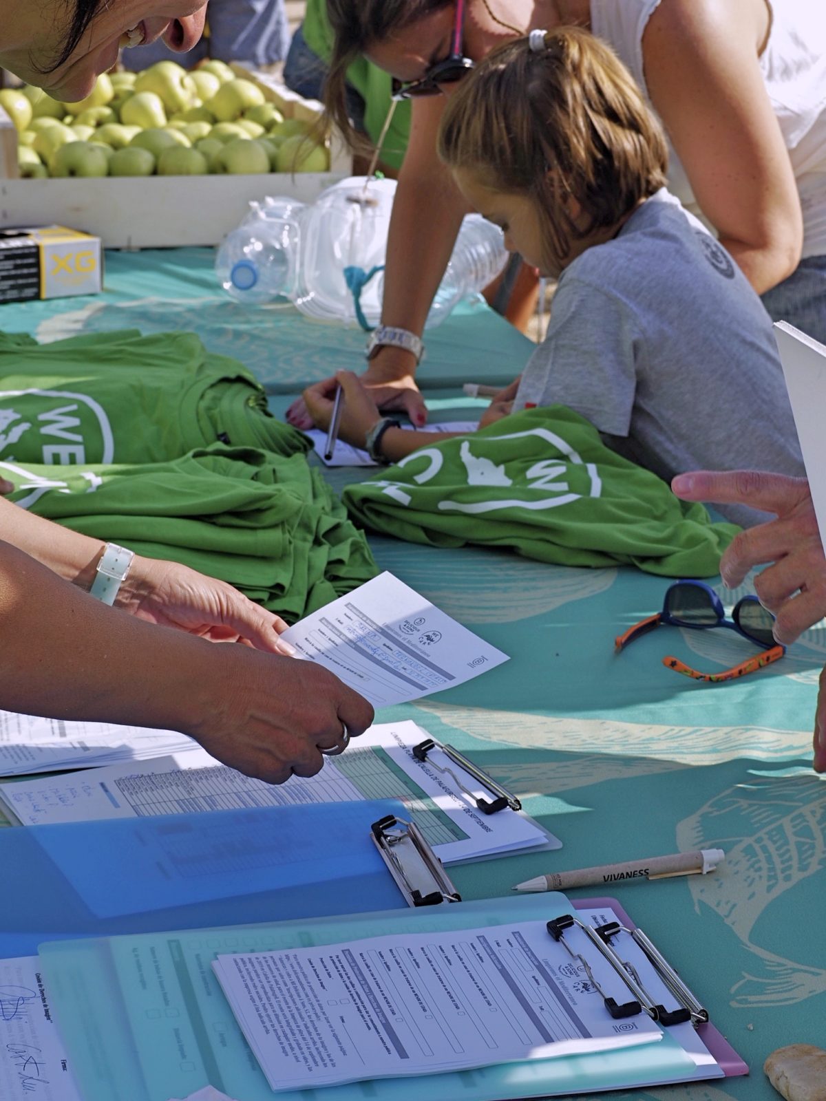 The Mediterranean Thanks 131 Volunteers and 82 lbs. of Garbage — Delicious & Sons