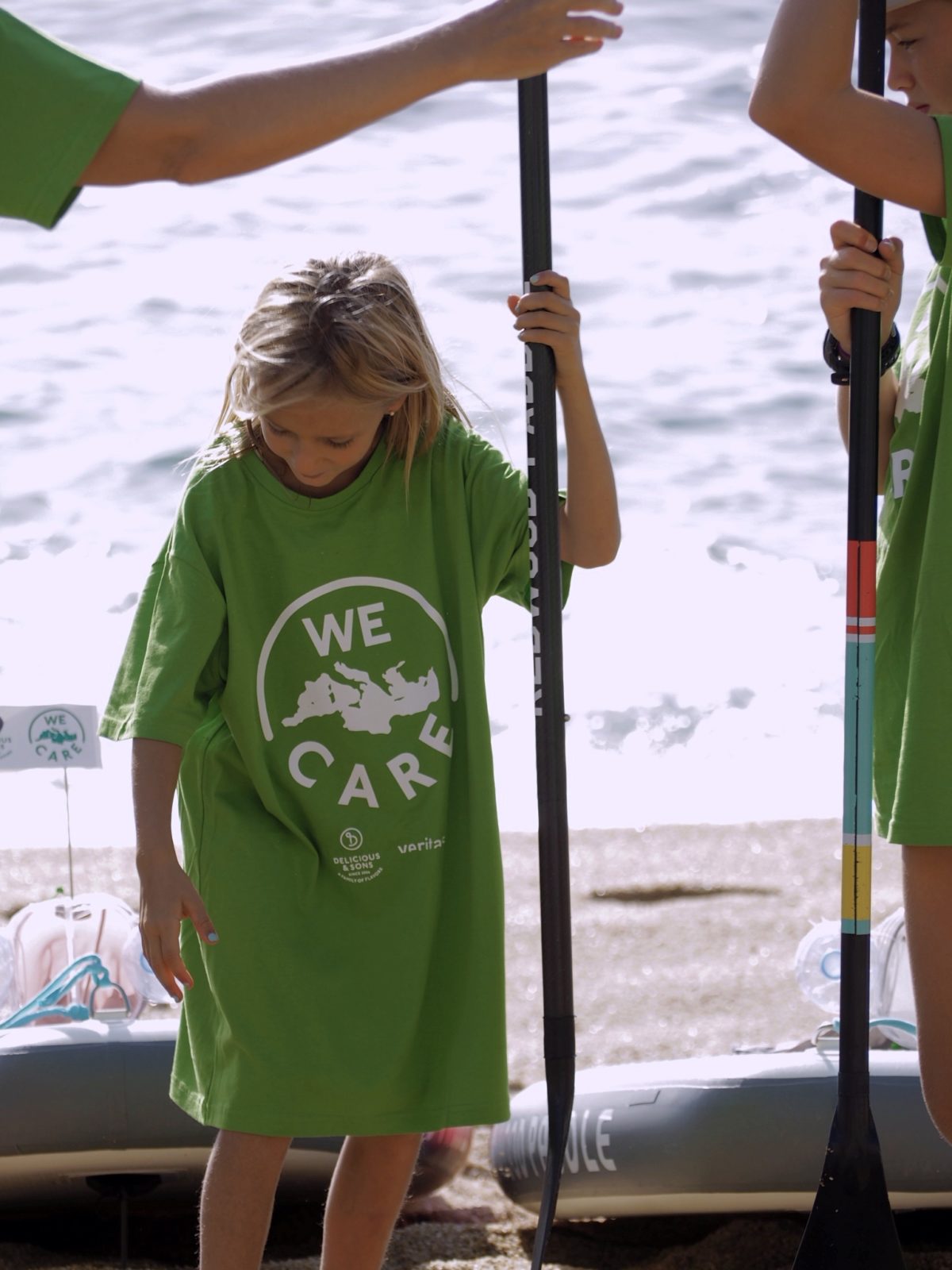 The Mediterranean Thanks 131 Volunteers and 82 lbs. of Garbage — Delicious & Sons