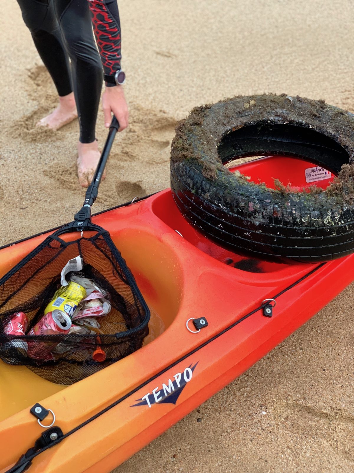 Olivia & the Jelly Cleaner Meets the “Islander Kayak” — Delicious & Sons