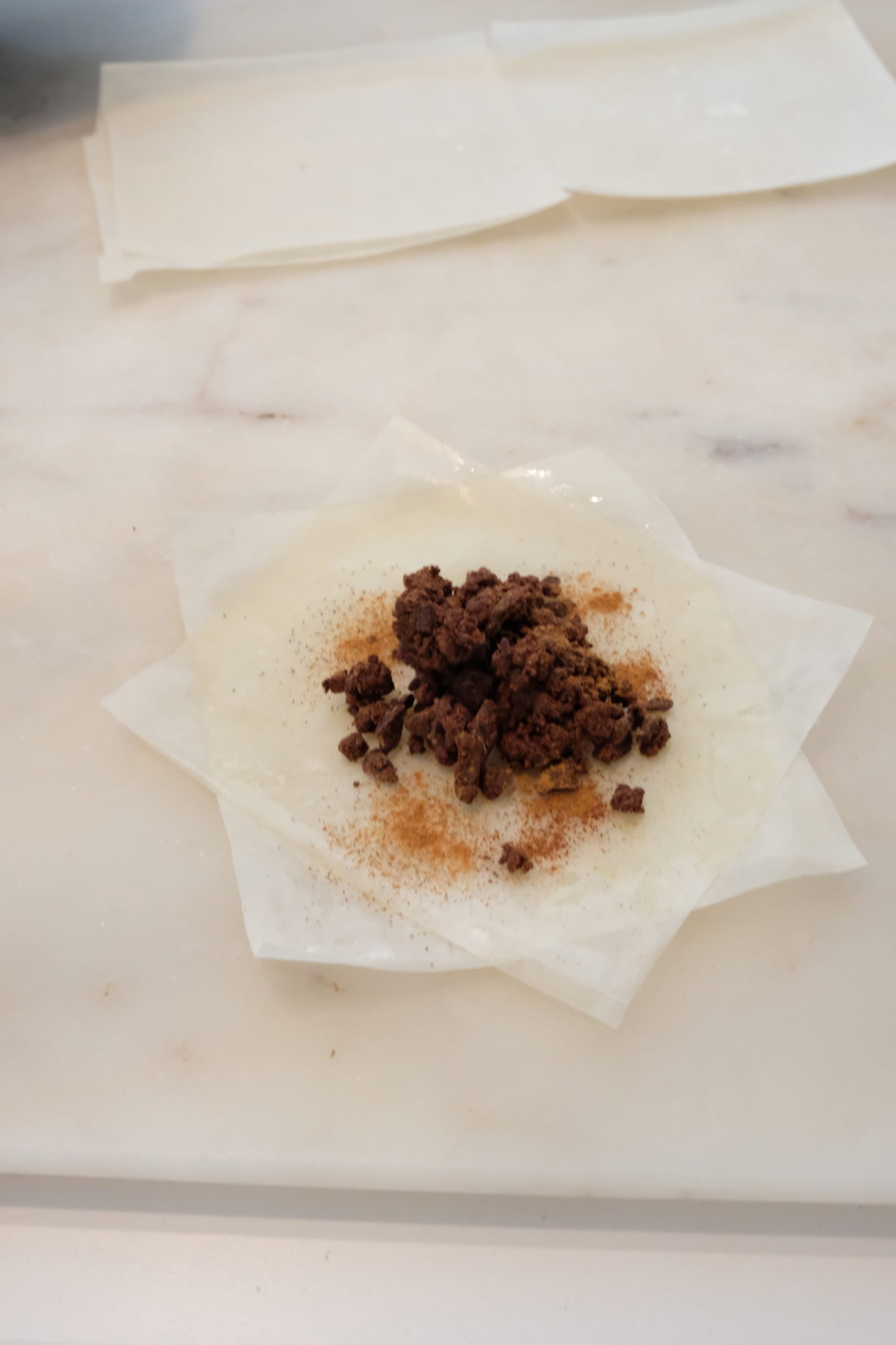 Saquitos de Chocolate y Canela en Hojaldre Filo — Delicious & Sons