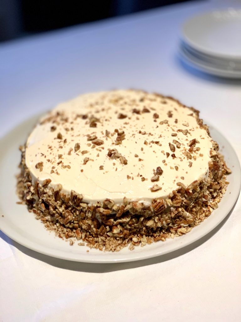 Tarta de Manzana y Almendra con Helado de Vainilla — Delicious & Sons